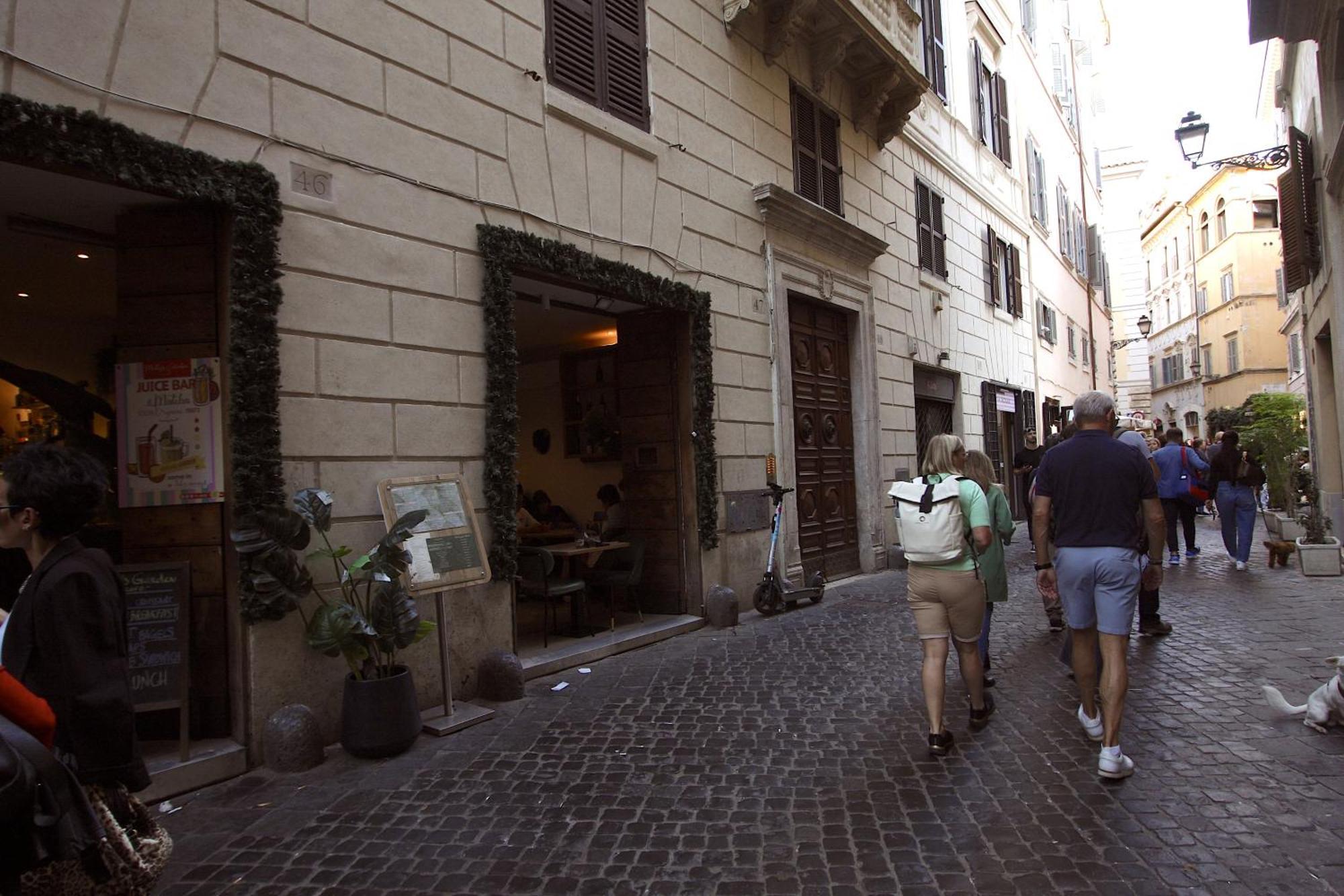 Floor In Campo De Fiori